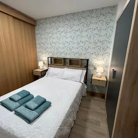 Apartamentos Torres Del Milladoiro Ames Exterior photo